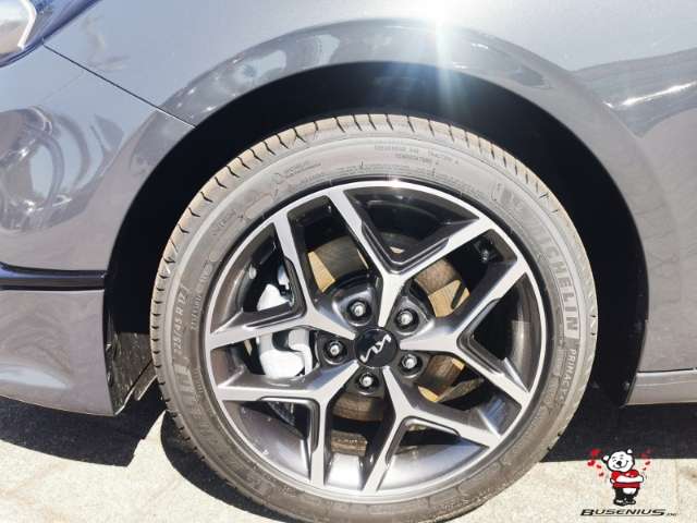 Fahrzeugbild eines Kia cee'd