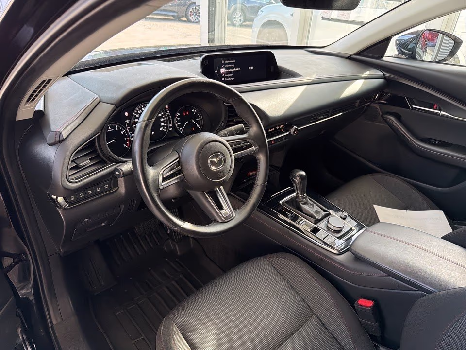 Fahrzeugbild eines Mazda CX-30