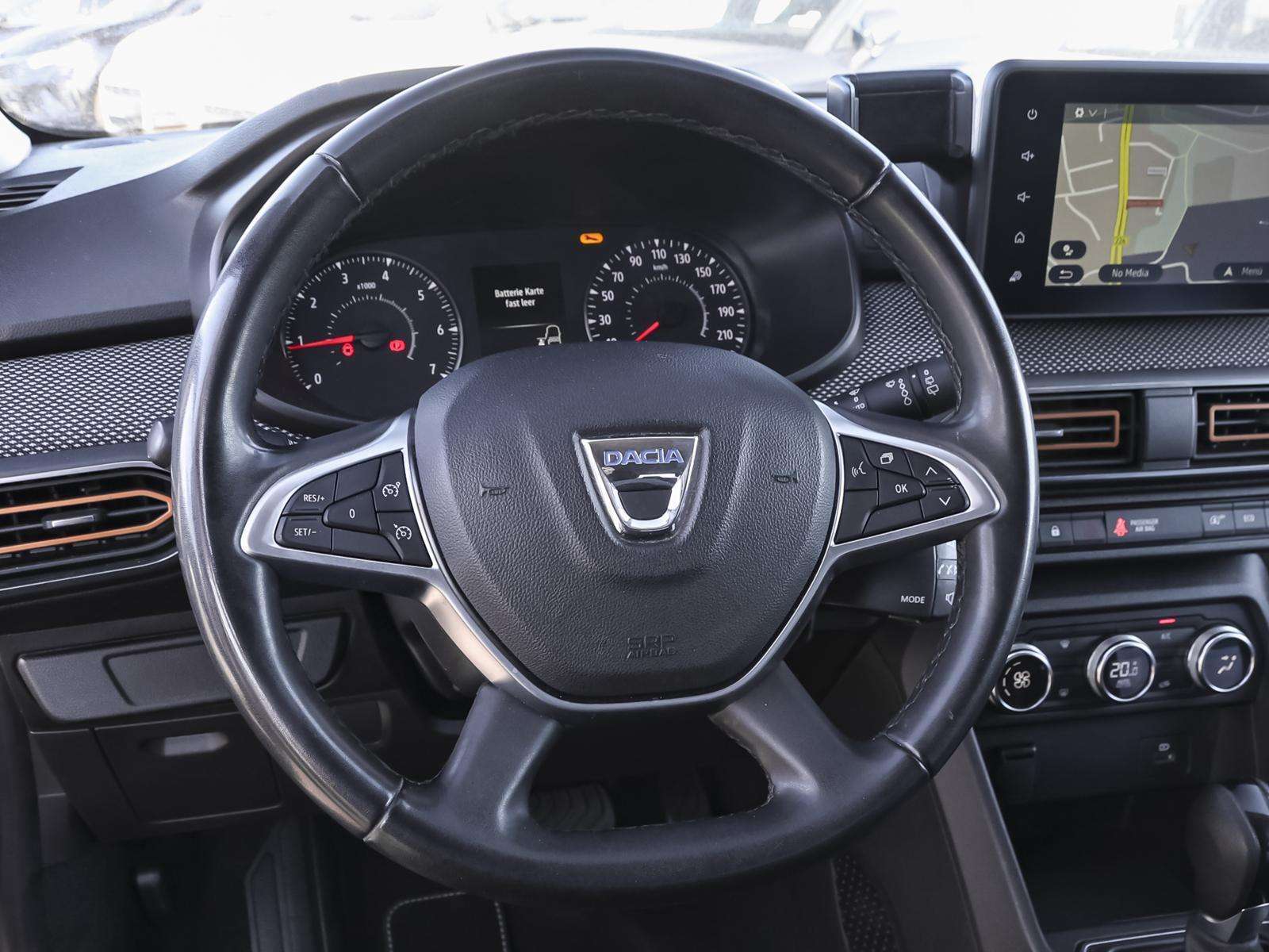 Fahrzeugbild eines Dacia Sandero
