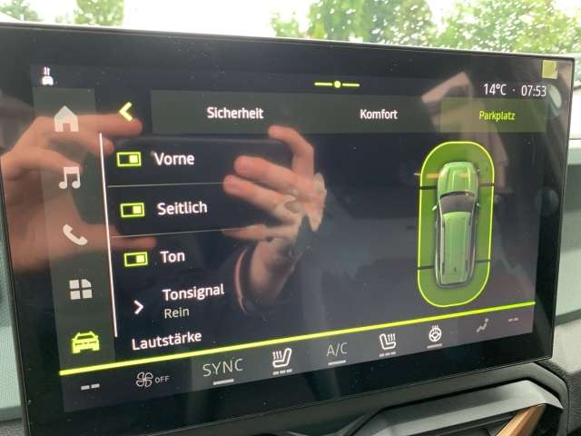 Fahrzeugbild eines Dacia Bigster