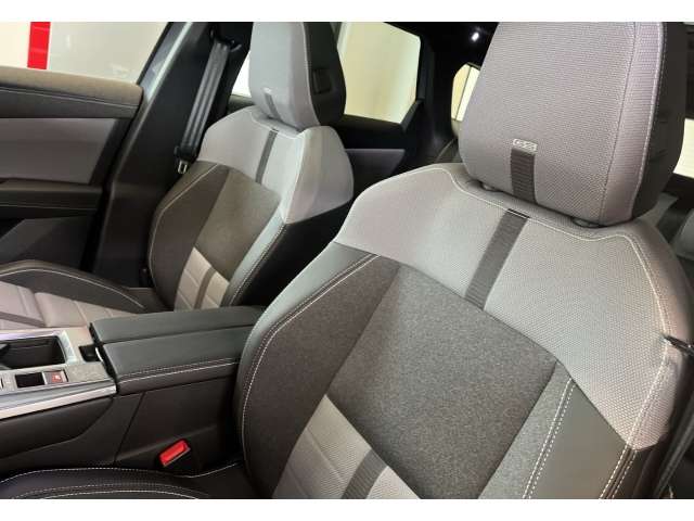 Fahrzeugbild eines Opel Grandland X