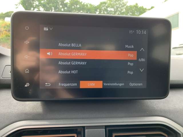 Fahrzeugbild eines Dacia Jogger