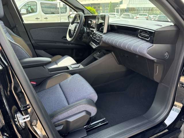 Fahrzeugbild eines Renault 5 E-TECH