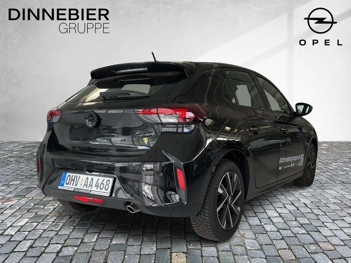 Fahrzeugbild eines Opel Corsa
