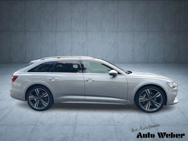 Fahrzeugbild eines Audi A6 allroad quattro