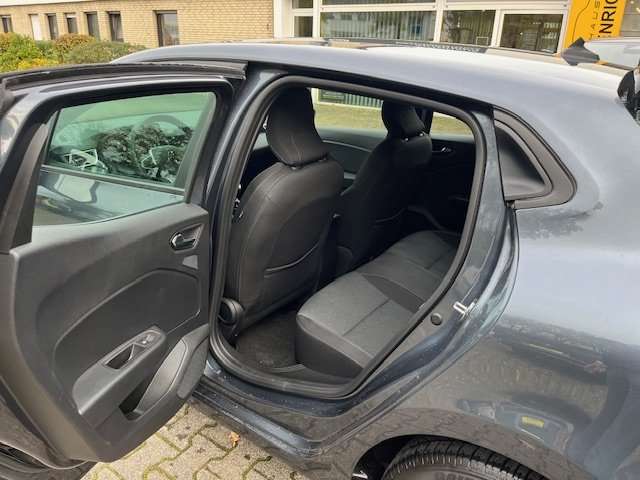 Fahrzeugbild eines Renault Clio