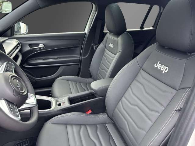 Fahrzeugbild eines Jeep Avenger