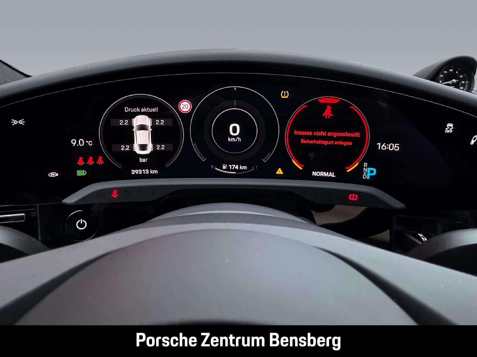 Fahrzeugbild eines Porsche Taycan