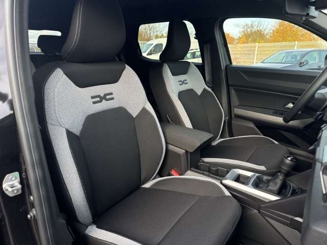 Fahrzeugbild eines Dacia Duster