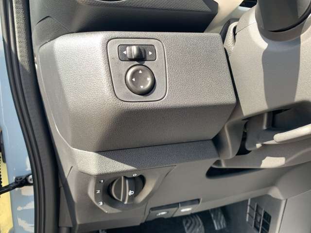 Fahrzeugbild eines Dacia Spring