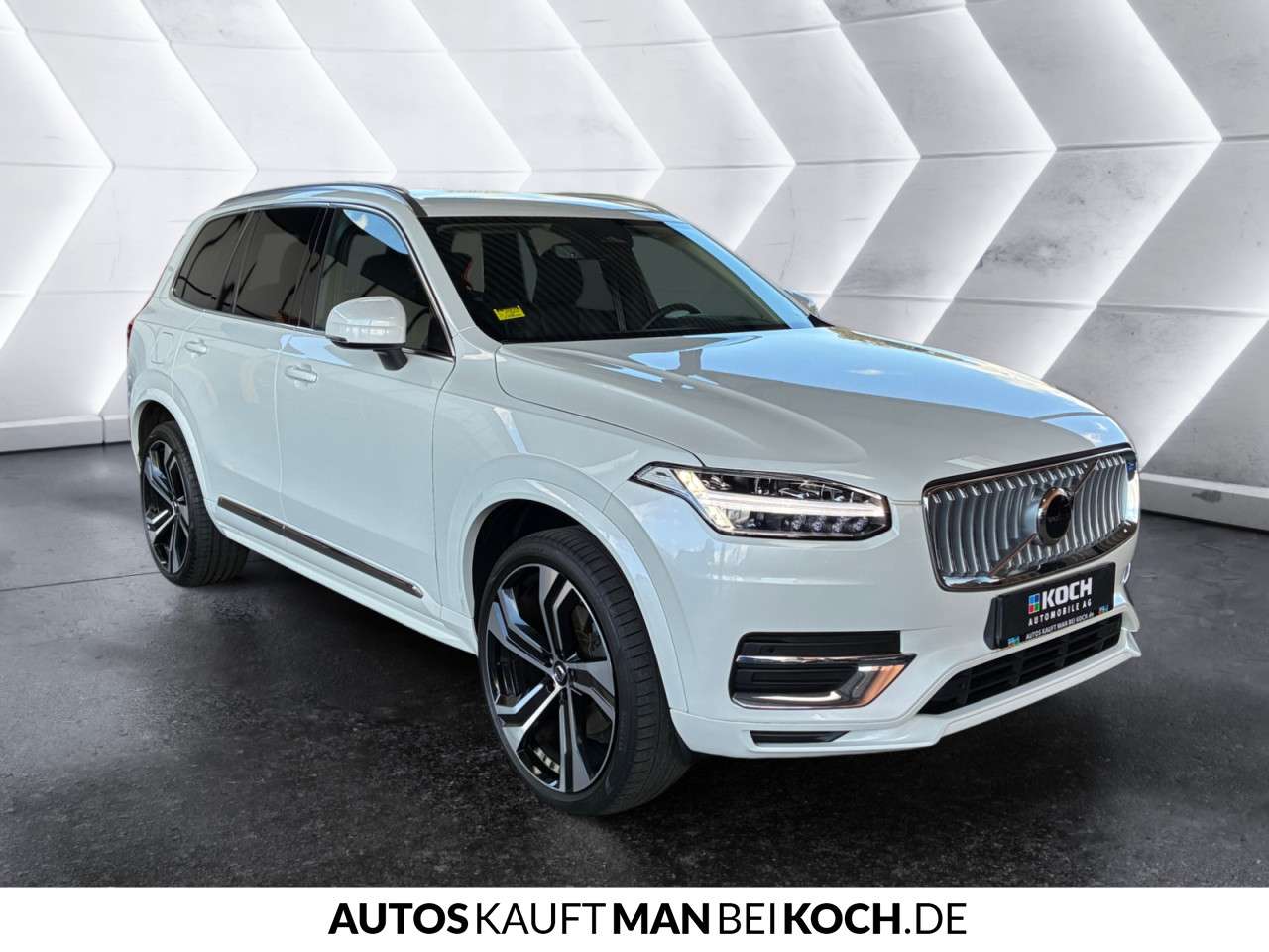 Fahrzeugbild eines Volvo XC90