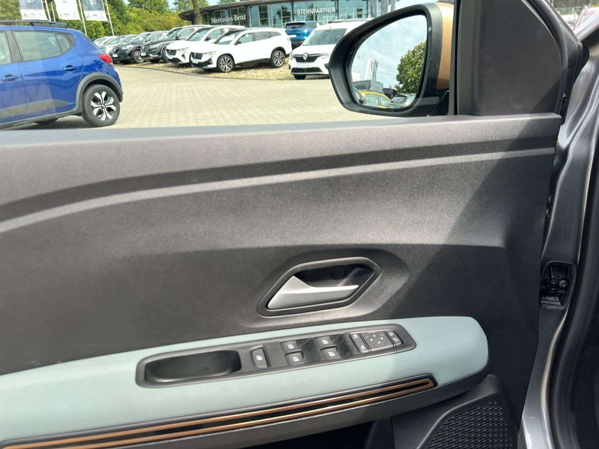 Fahrzeugbild eines Dacia Sandero
