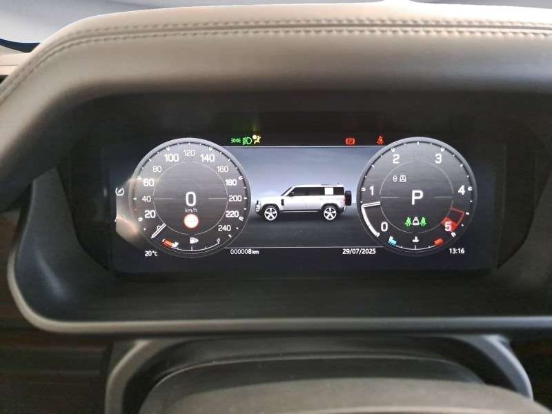 Fahrzeugbild eines Land Rover Defender