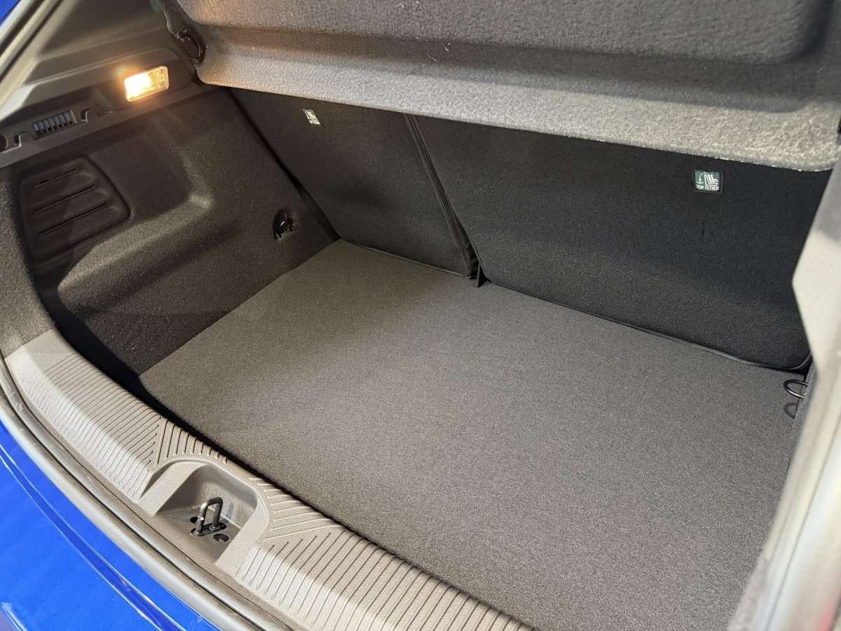 Fahrzeugbild eines Renault Clio