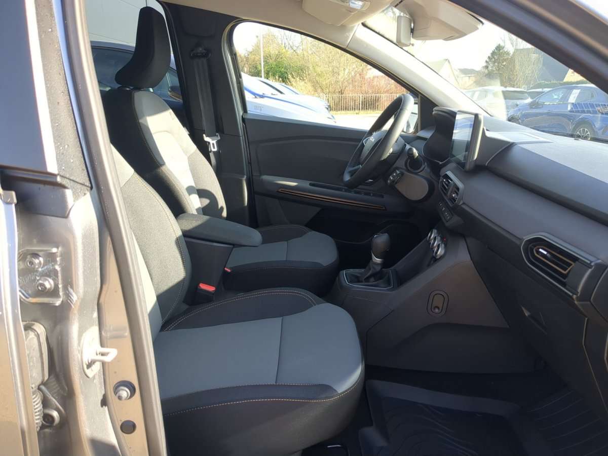 Fahrzeugbild eines Dacia Jogger