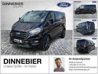 Schräge Frontansicht auf einen Ford Transit Custom , freigestellt