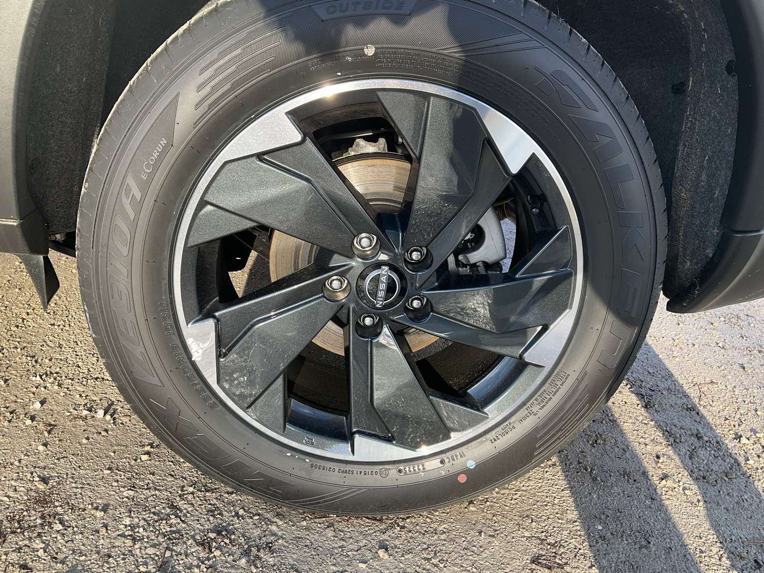 Fahrzeugbild eines Nissan X-TRAIL