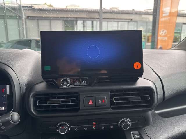 Fahrzeugbild eines Opel Combo