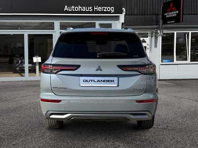 Fahrzeugbild eines Mitsubishi Outlander