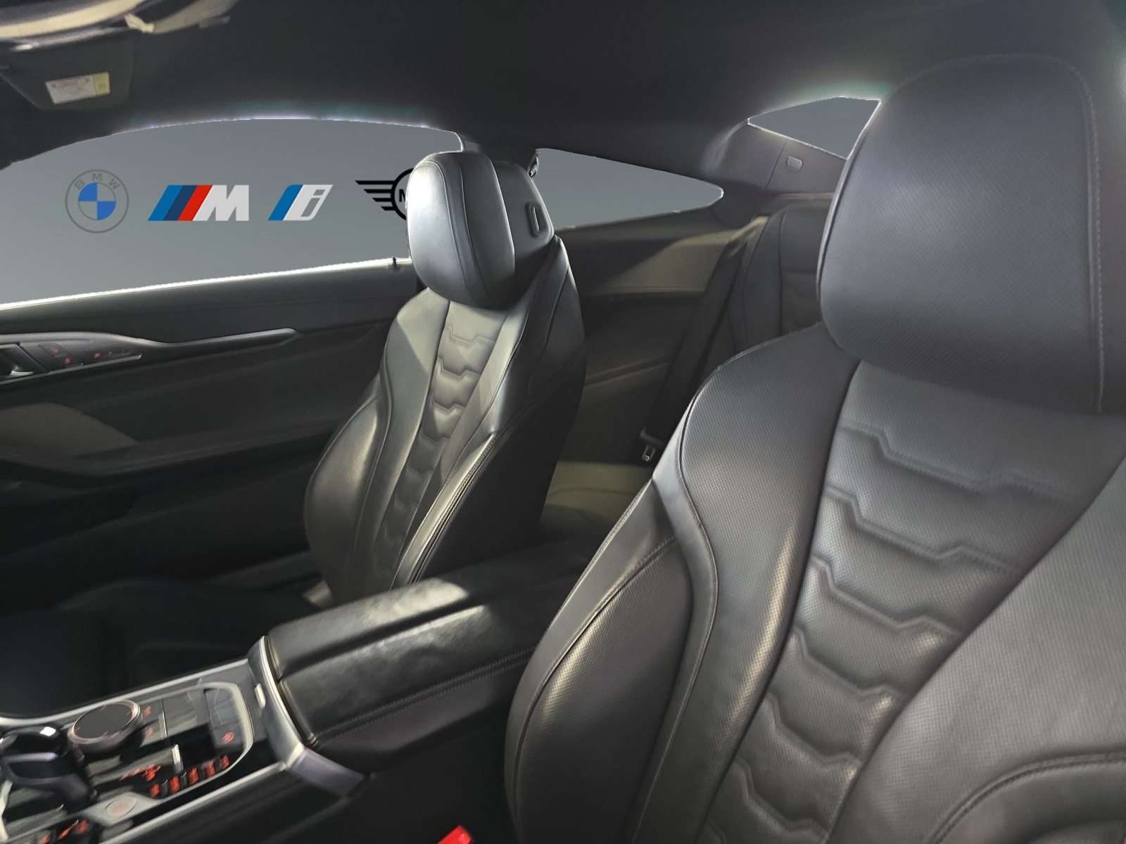 Fahrzeugbild eines BMW 8er-Reihe