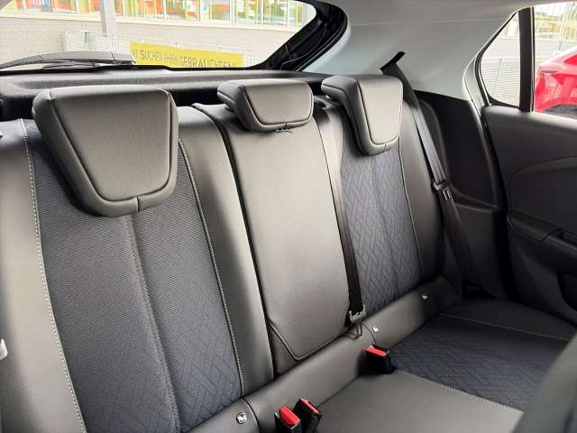 Fahrzeugbild eines Opel Corsa