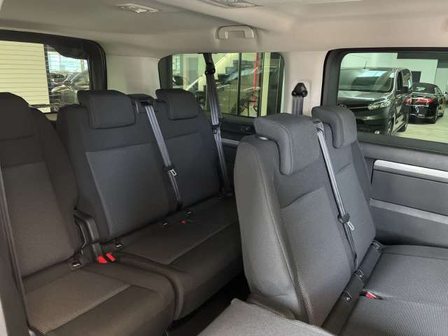 Fahrzeugbild eines Opel Zafira Life