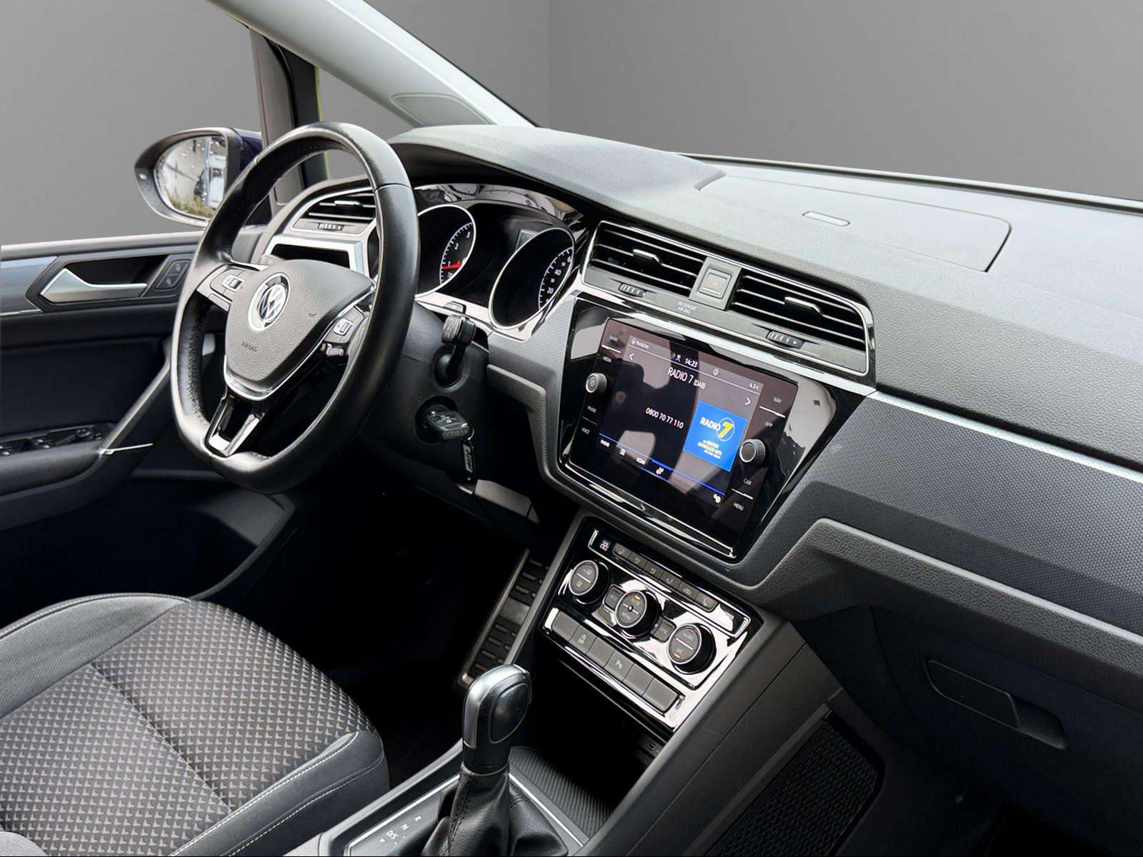 Fahrzeugbild eines Volkswagen Touran