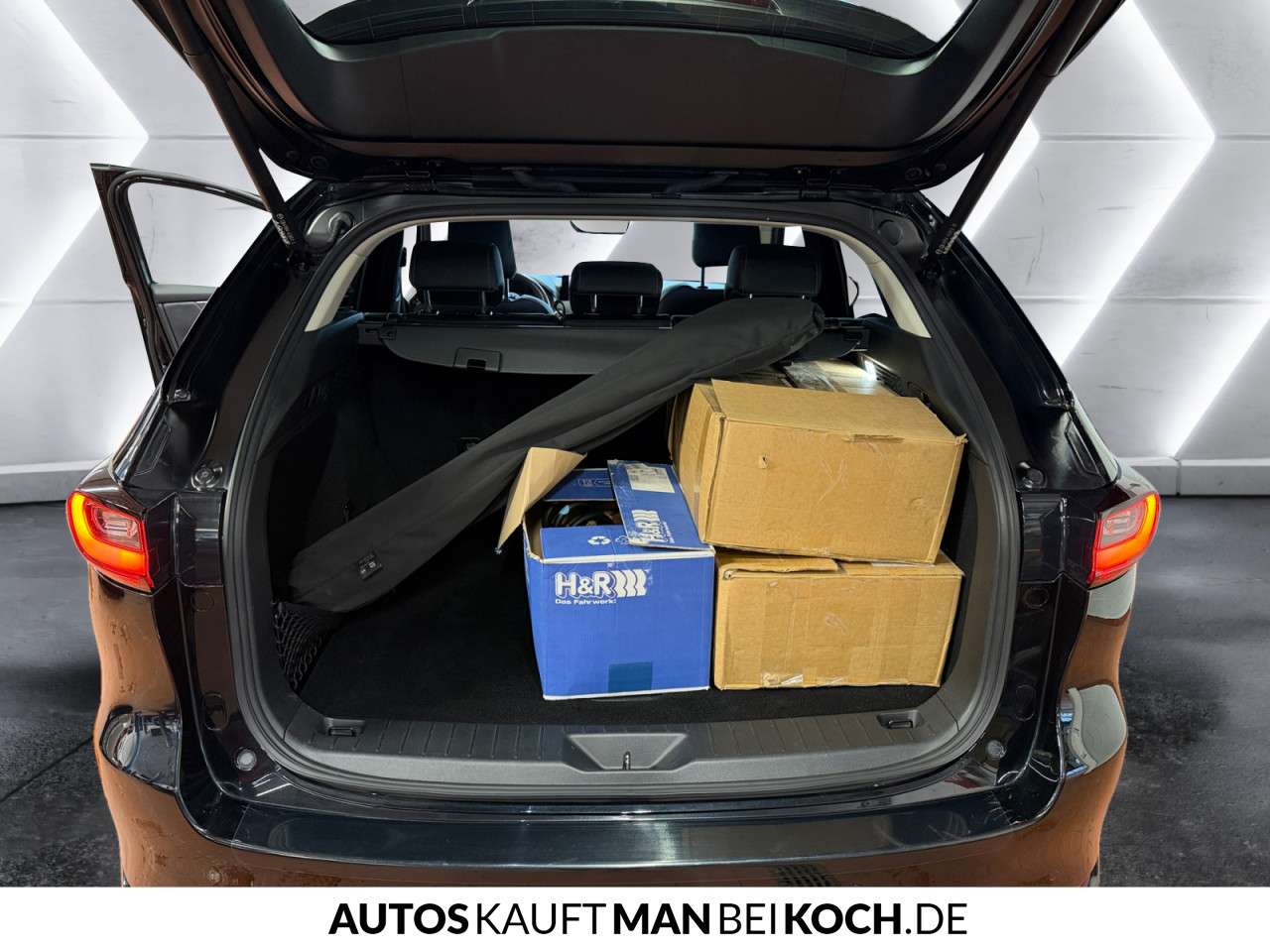 Fahrzeugbild eines Mazda CX-60