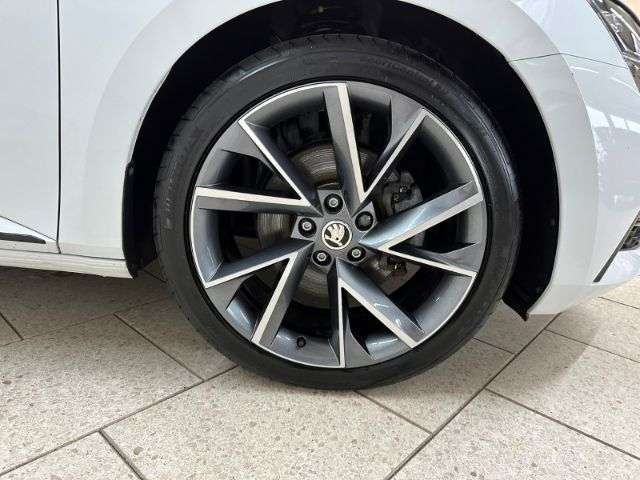 Fahrzeugbild eines Skoda Superb