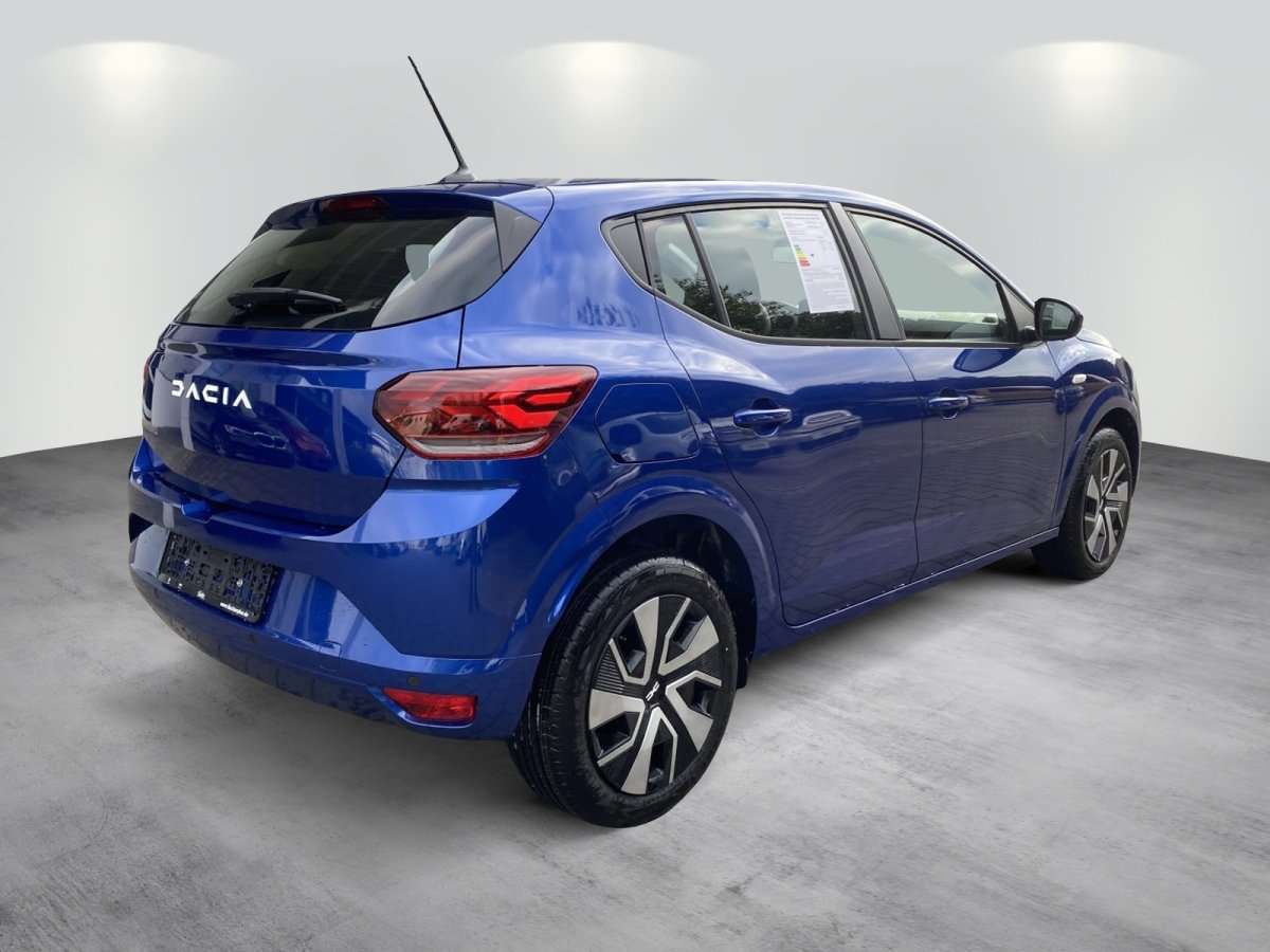 Fahrzeugbild eines Dacia Sandero