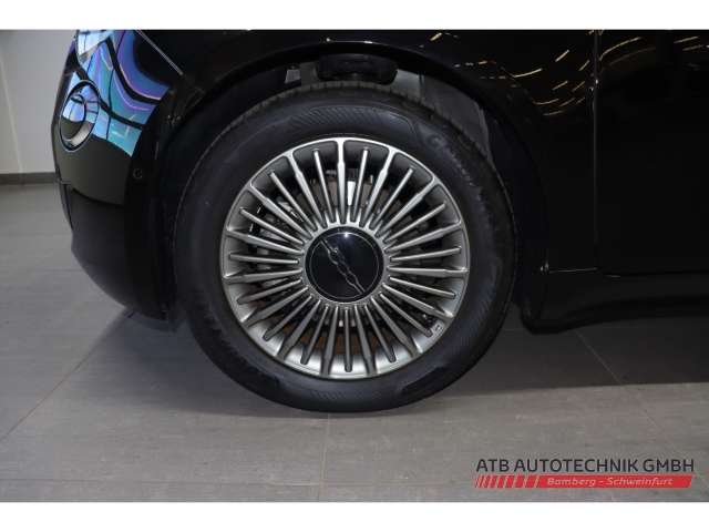 Fahrzeugbild eines Fiat 500