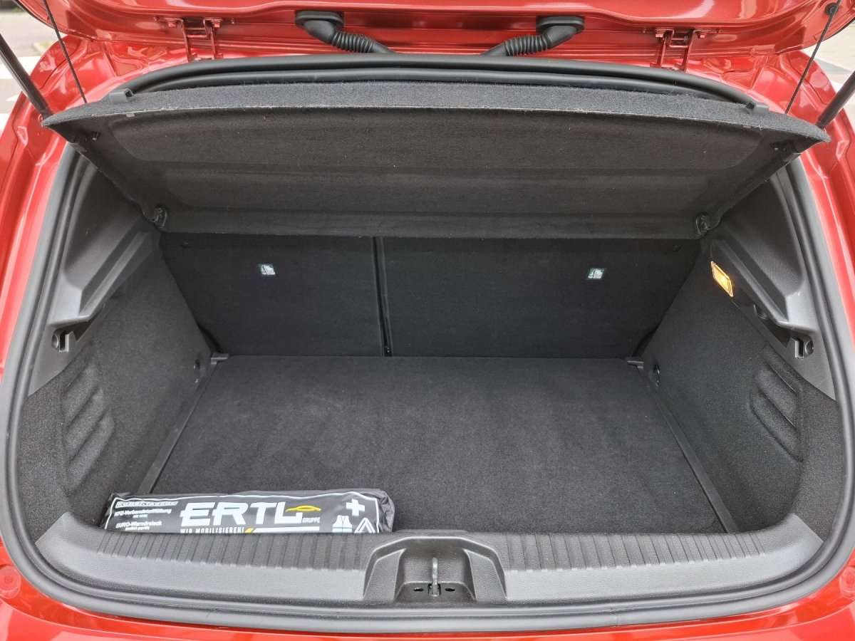 Fahrzeugbild eines Renault Clio
