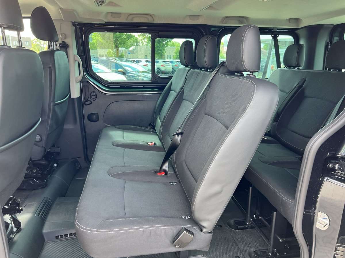 Fahrzeugbild eines Nissan Primastar