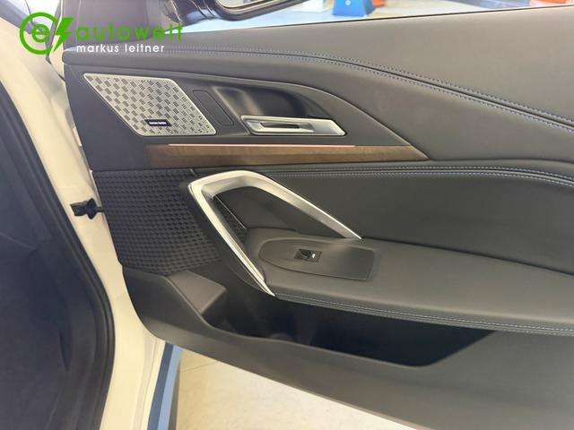 Fahrzeugbild eines BMW iX1