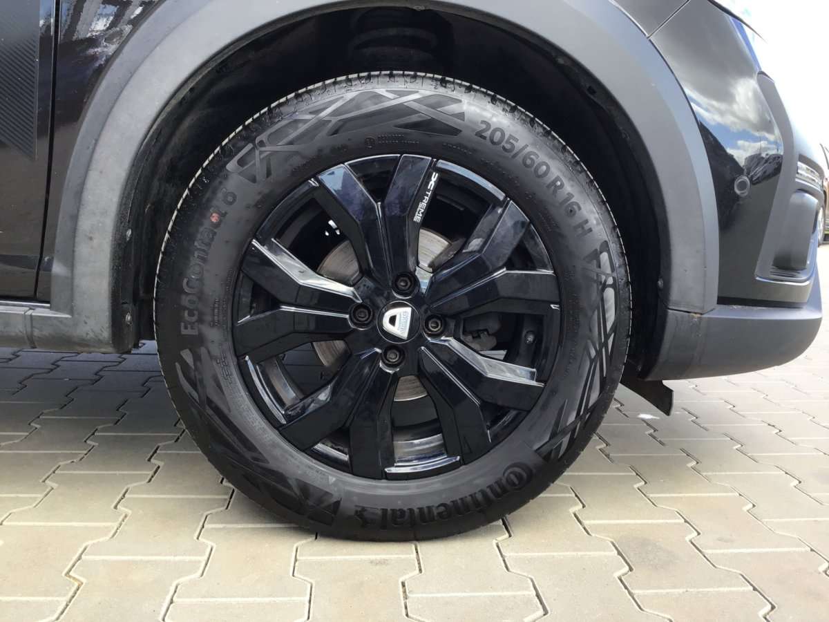 Fahrzeugbild eines Dacia Jogger