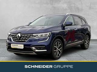Schräge Frontansicht auf einen Renault Koleos , freigestellt