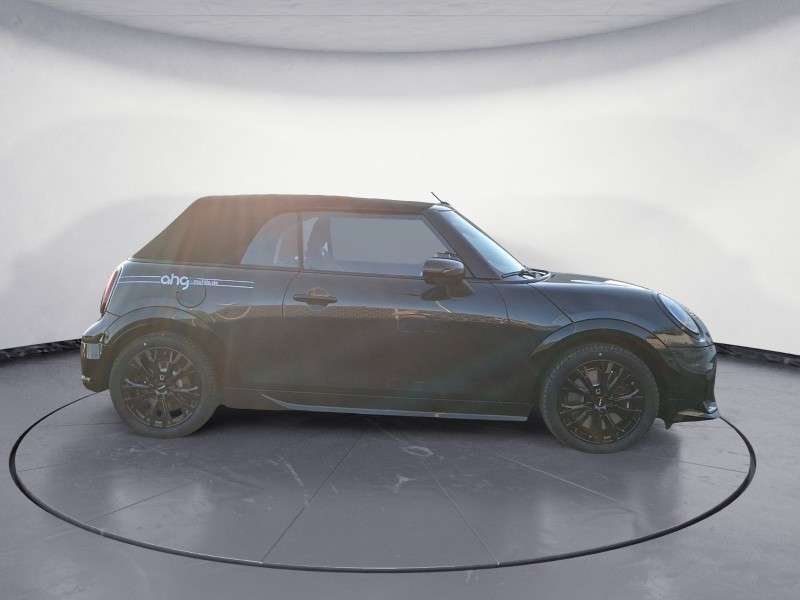 Fahrzeugbild eines MINI COOPER