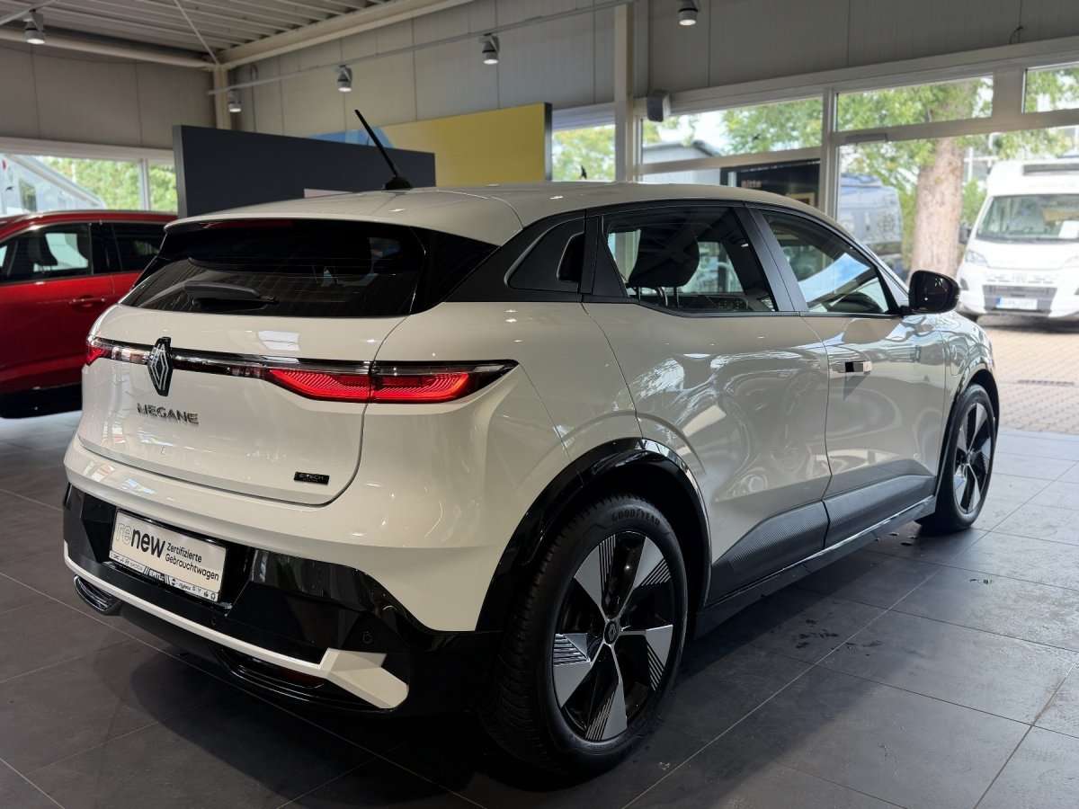 Fahrzeugbild eines Renault Megane E-TECH