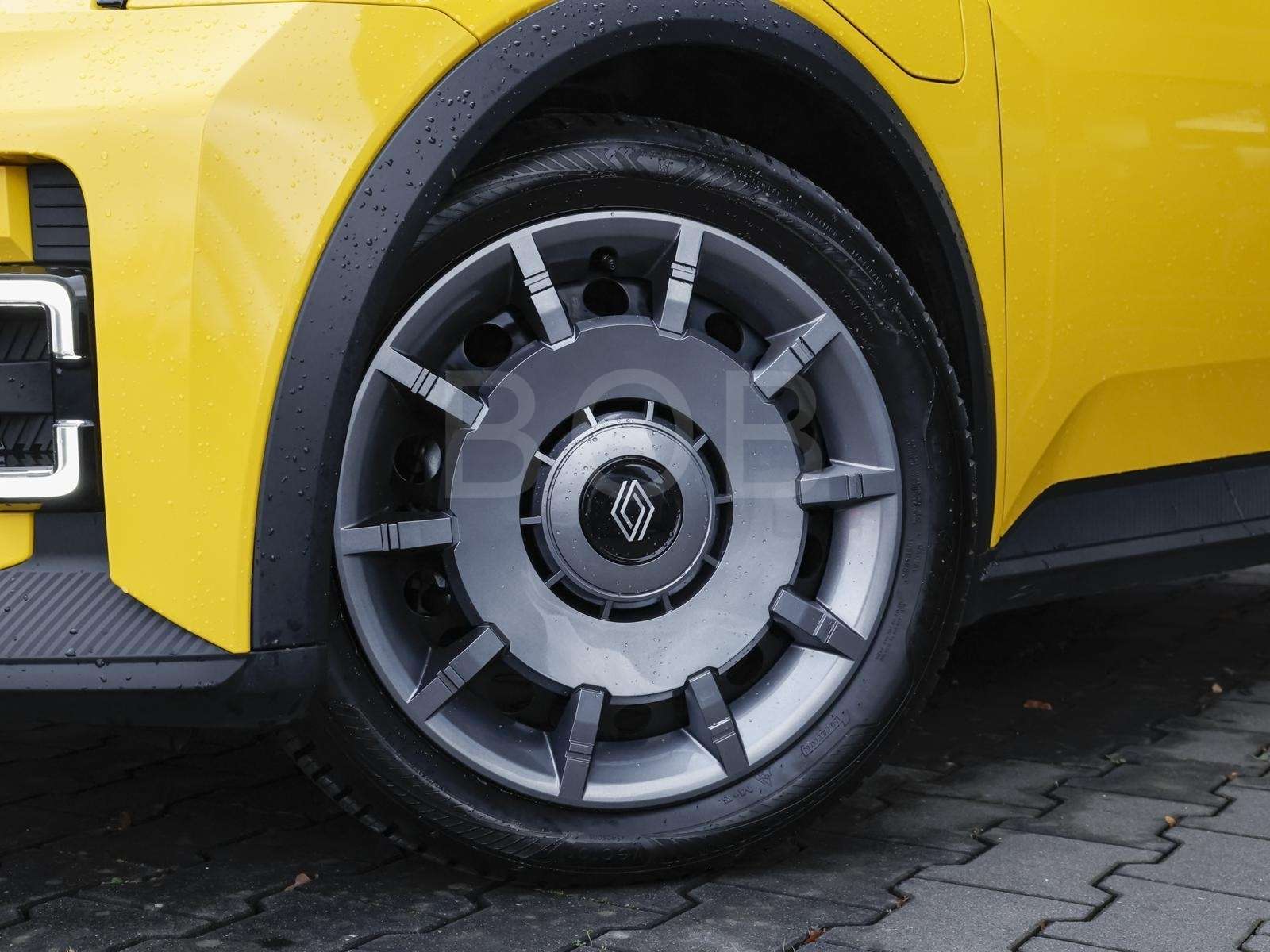 Fahrzeugbild eines Renault 5 E-TECH