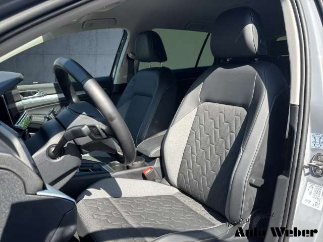 Fahrzeugbild eines Volkswagen Golf