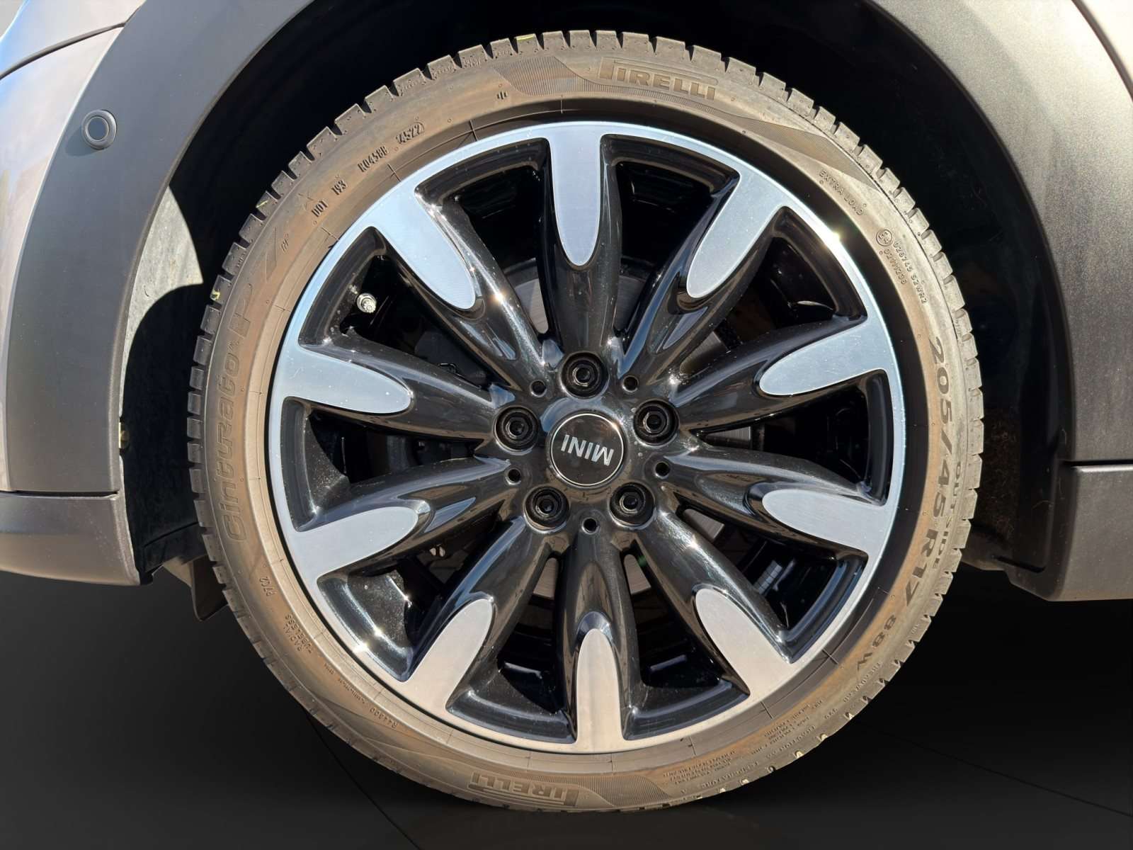 Fahrzeugbild eines MINI COOPER