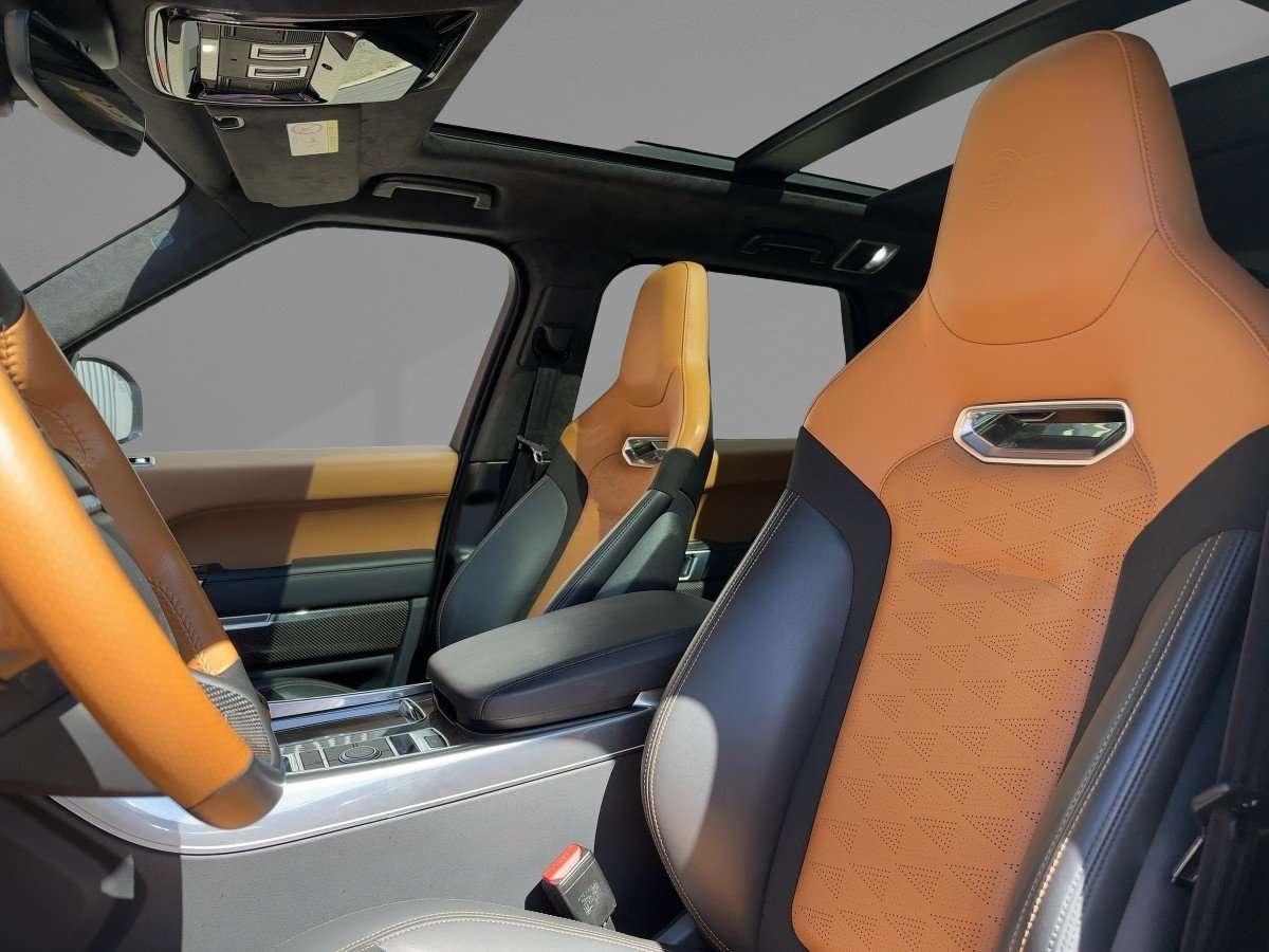 Fahrzeugbild eines Land Rover Range Rover Sport