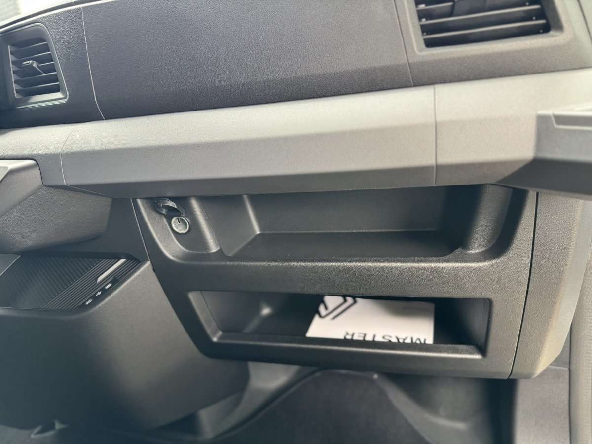 Fahrzeugbild eines Renault Master