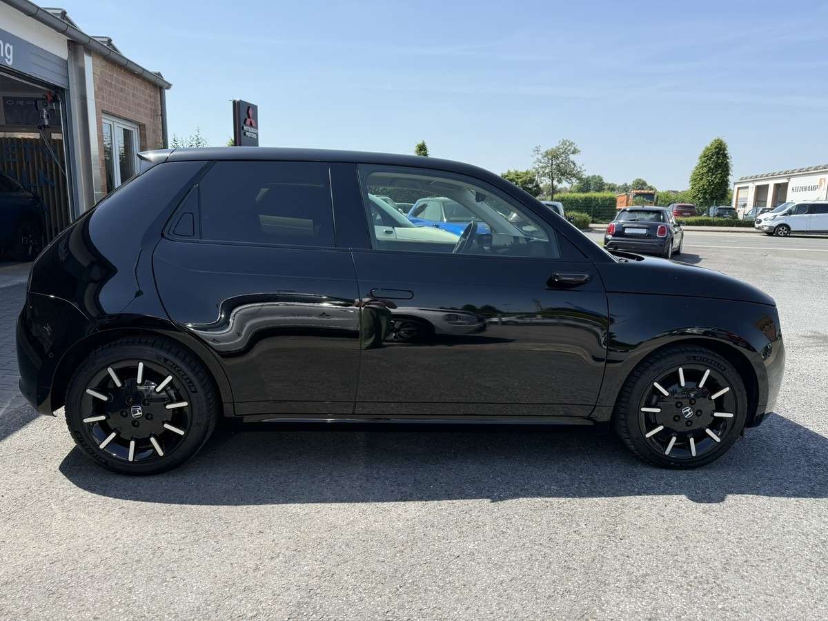 Fahrzeugbild eines Honda Honda e