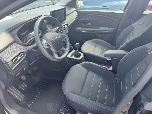 Fahrzeugbild eines Dacia Jogger