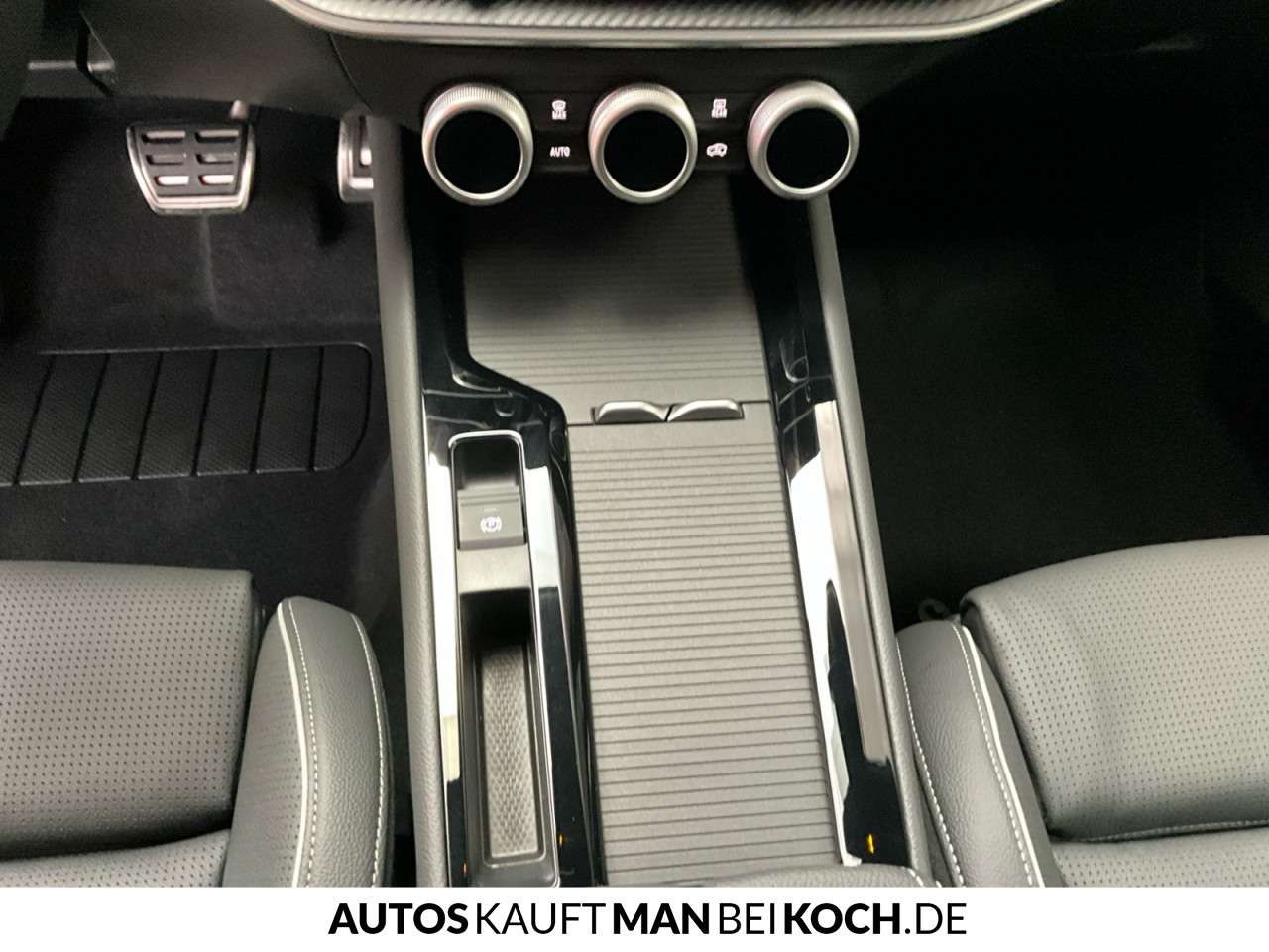 Fahrzeugbild eines Skoda Superb