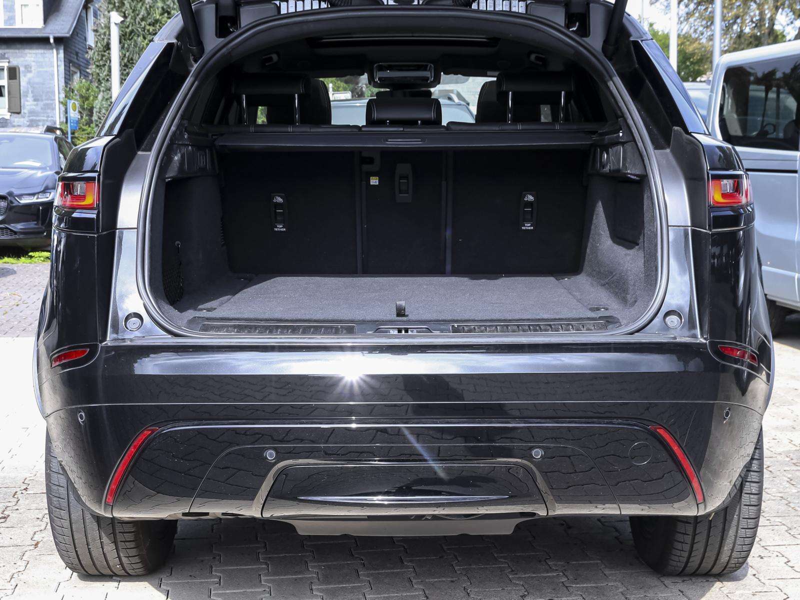 Fahrzeugbild eines Land Rover Range Rover Velar