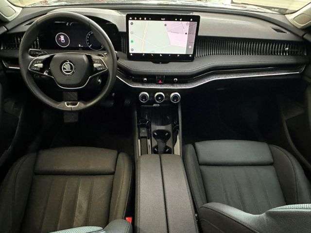 Fahrzeugbild eines Skoda Superb
