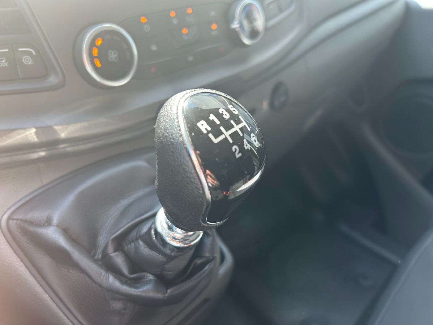 Fahrzeugbild eines Ford Transit Custom