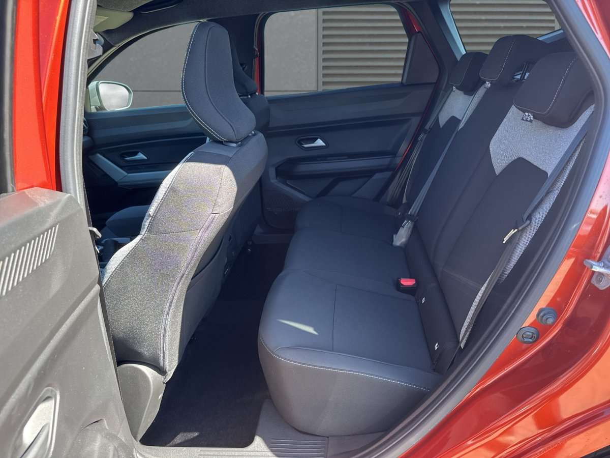 Fahrzeugbild eines Dacia Bigster